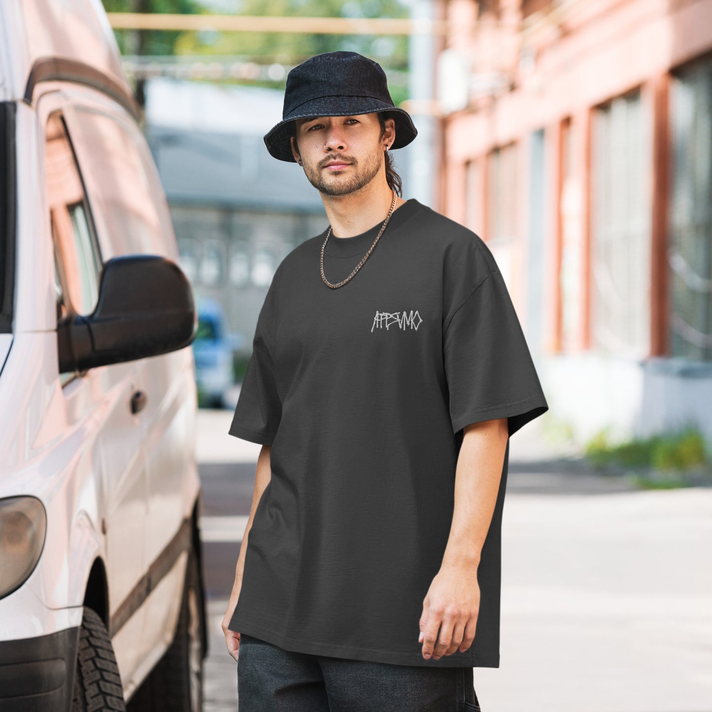 AppSumo Graffiti - Oversized t-shirt
